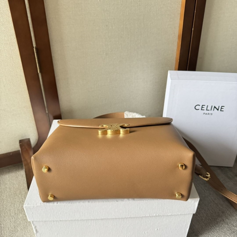 Ce1i*e kelly bags
